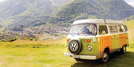 Retro wraps for classic Volkswagen campervans using vinyl supplied by Spandex