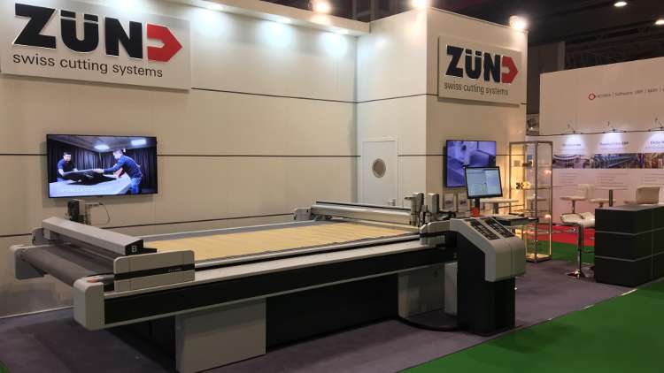 Zünd UK Ltd demonstrated the Zünd D3 cutting system at Advanced Engineering 2017.