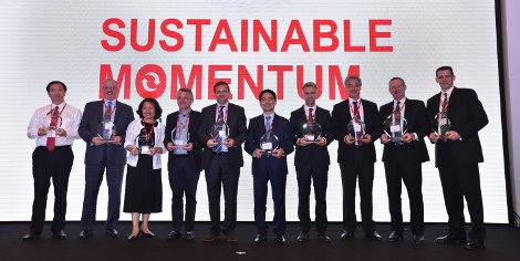 Winners of the Avery Dennison 2016 Global Supplier Awards