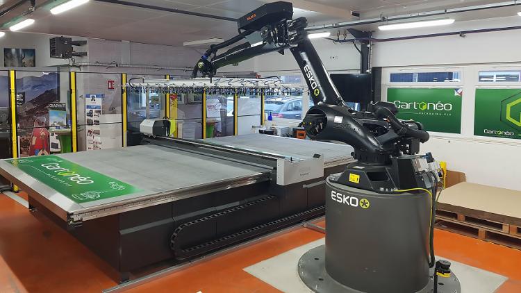 In March 2017, the final version of the Esko Kongsberg C66 table was installed at Cartonéo.