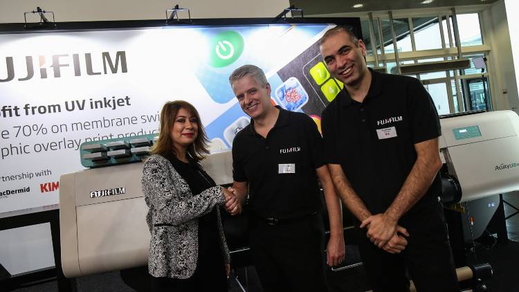 Müge Elif Özaslan, Owner and founder of Elitronik, Kevin Jenner, Business Manager at Fujifilm Speciality Ink Systems, Kerem Ege, Industrial Printing and Business Development Manager at Fujifilm Graphics Systems Europe.