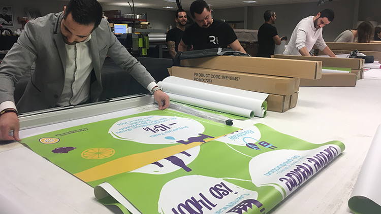 The Origin Roller Banner from Innotech Digital used in this World Record Attempt is made from high grade aluminium.