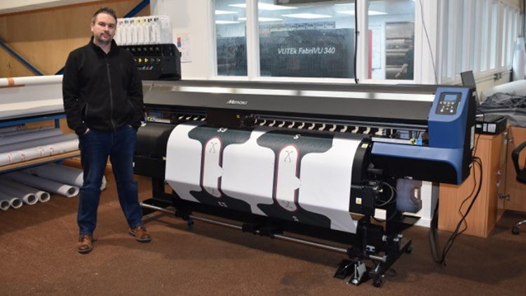 Banner Box installs Mimaki TS55-1800 from CMYUK.