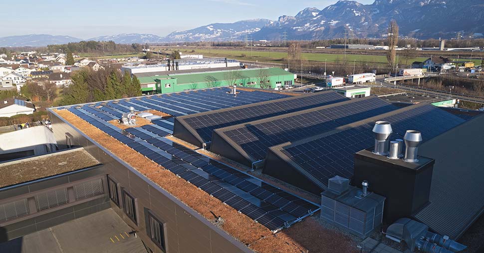 swissQprint moves ahead with solar power.